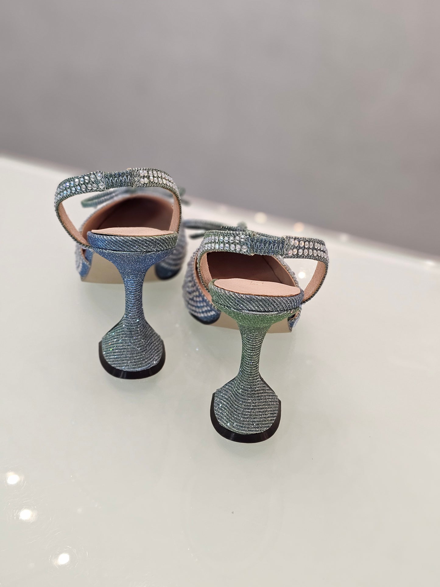 Scarpa aperta