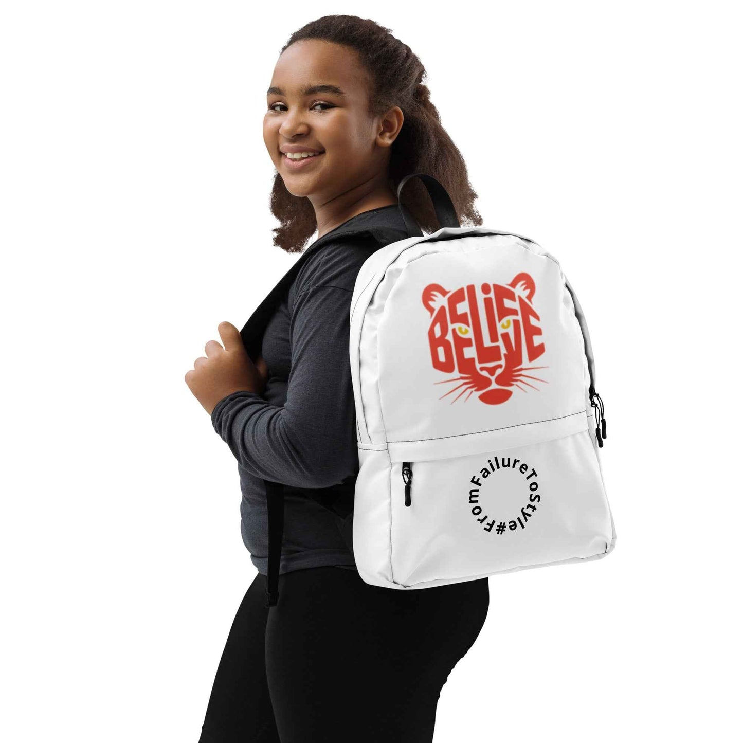 Zaino “Urban Flow” 🎒 | FAIL Streetwear – Resistente, Versatile e Waterproof