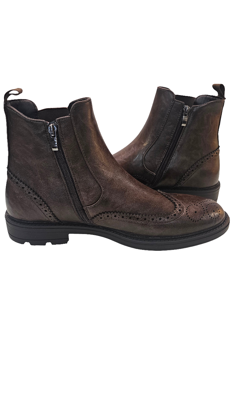 Stivaletto brogue
