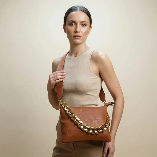 Shoulder bag with a large gold-tone chain handle MS-7819